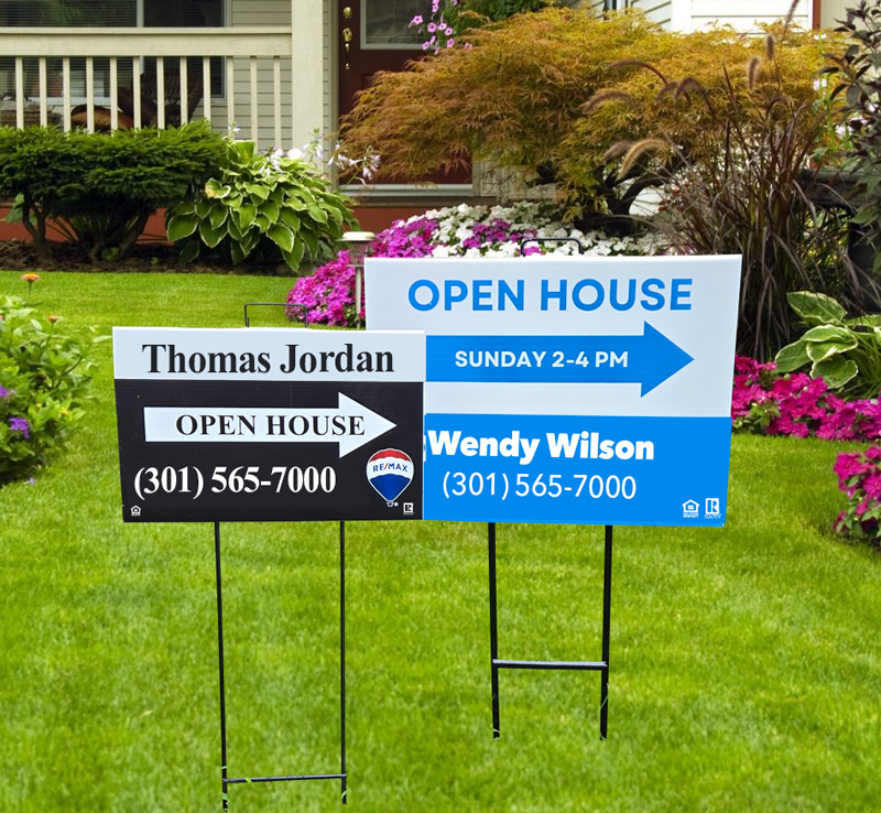 fold-over-signs-_both_waybetterpostcard
